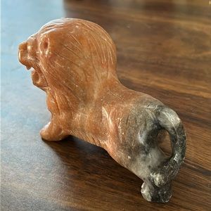 Agate Lion Jade Ornament